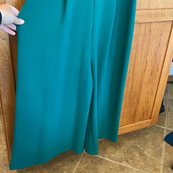 NWT Vince Camuto Bow Neck Halter Cropped Jumpsuit - Picture 5 of 7